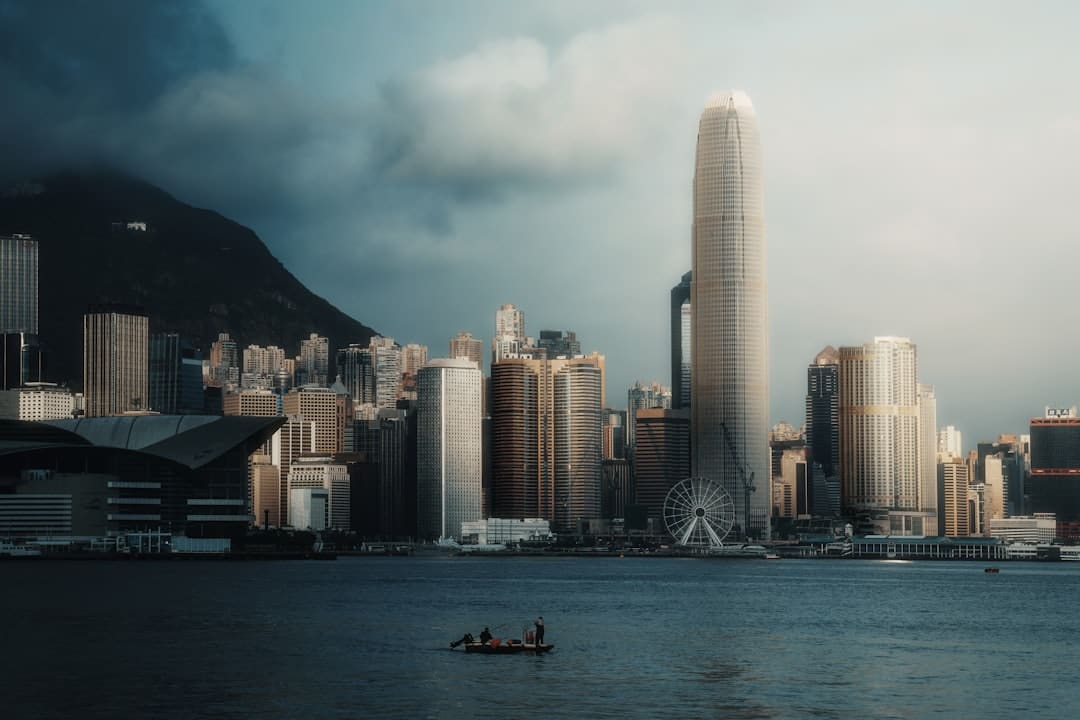 冯巩一句“我想死你们了”,这个年货节总算有了“年味”